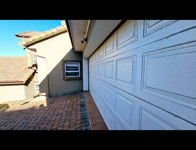 3 BEDROOM HOUSE FOR SALE IN ISLAND VIEW